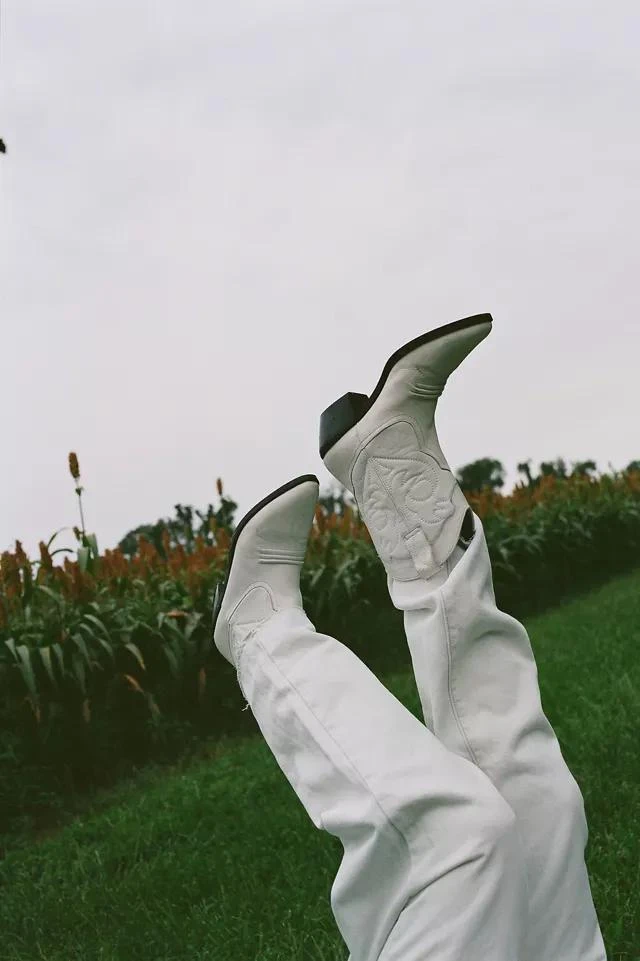 商品Urban Outfitters|UO Lynn Cowboy Boot,价格¥382,第1张图片