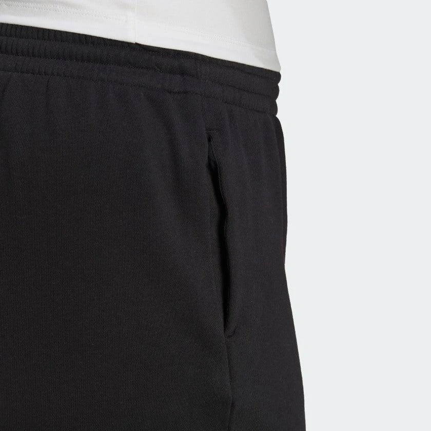 商品Adidas|Women's adidas Adicolor Essentials Shorts (Plus Size),价格¥251,第3张图片详细描述