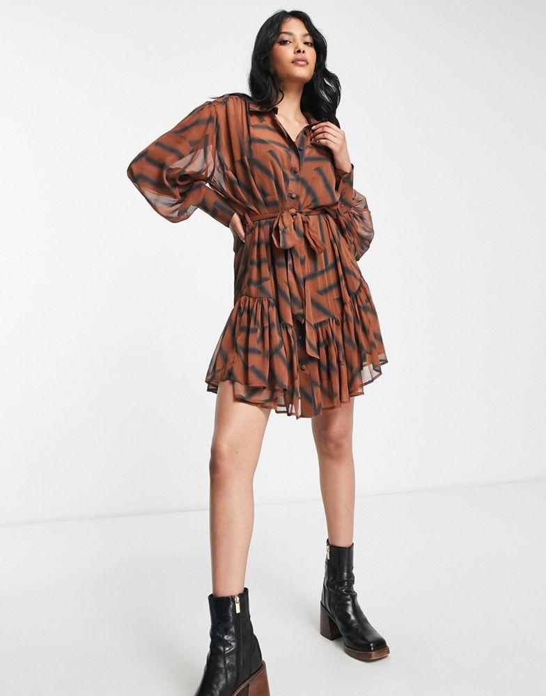 Topshop tie front tiered mini shirt dress in brown abstract商品第3张图片规格展示