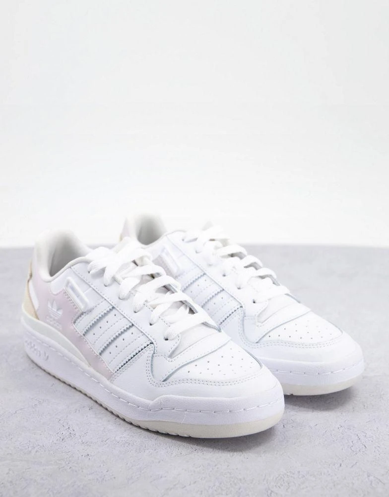 商品Adidas|adidas Originals Forum Low trainers in white and iridesent,价格¥522,第1张图片