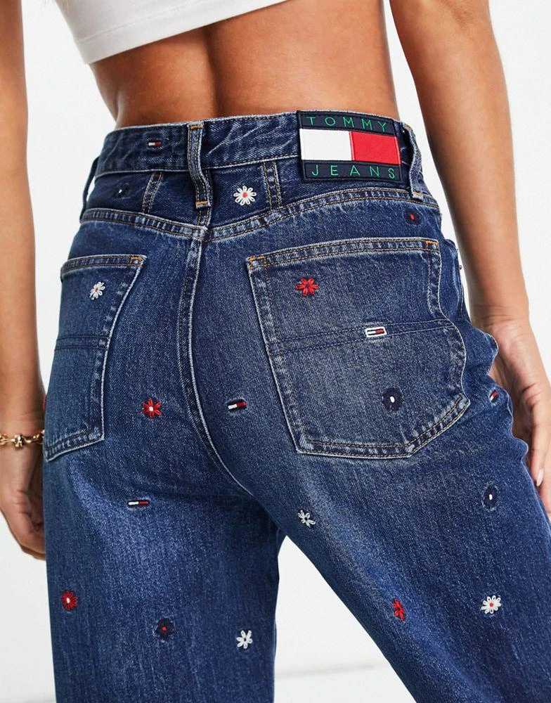 商品Tommy Hilfiger|Tommy Jeans all over logo mom jeans in indigo,价格¥541,第3张图片详细描述