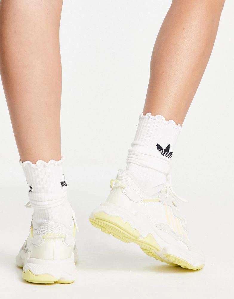 商品Adidas|adidas Originals Ozweego trainers in off white with yellow details,价格¥520,第2张图片详细描述