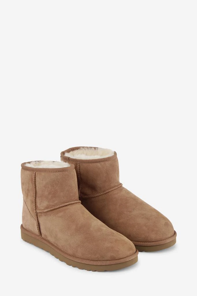 商品UGG|UGG Mini Classic Ii Boots,价格¥1626,第3张图片详细描述