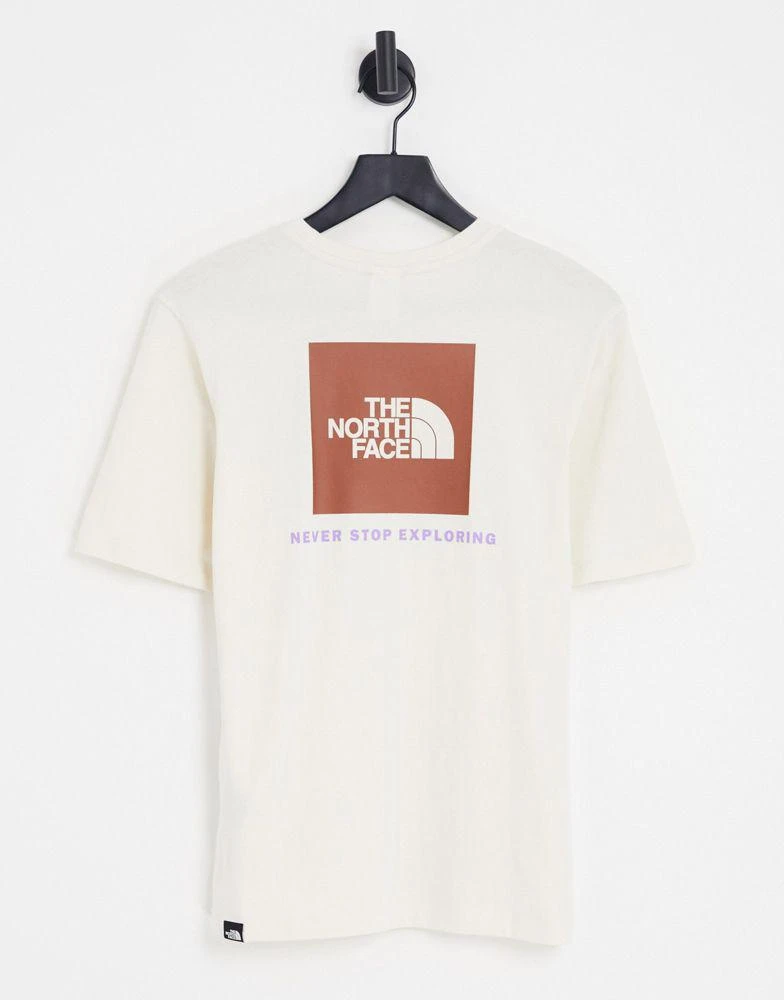 商品The North Face|The North Face Redbox t-shirt in off white Exclusive at ASOS,价格¥140,第1张图片