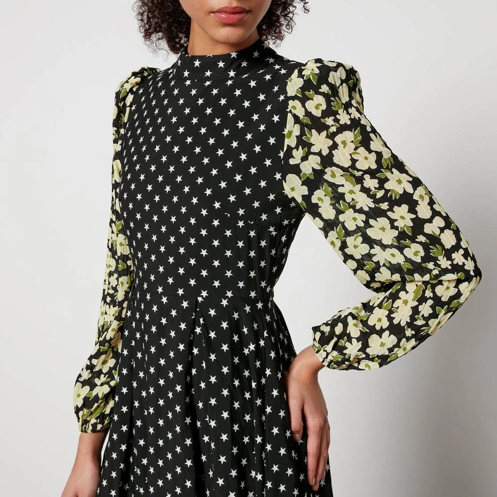 商品Sister Jane|Sister Jane Ballad Jacquard and Seersucker Midi Dress,价格¥486,第4张图片详细描述