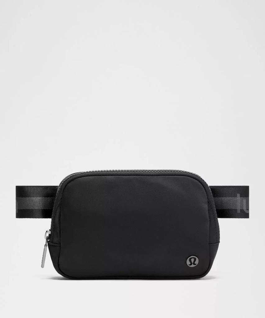 商品Lululemon|Everywhere Belt Bag 1L *Wordmark,价格¥327,第3张图片详细描述