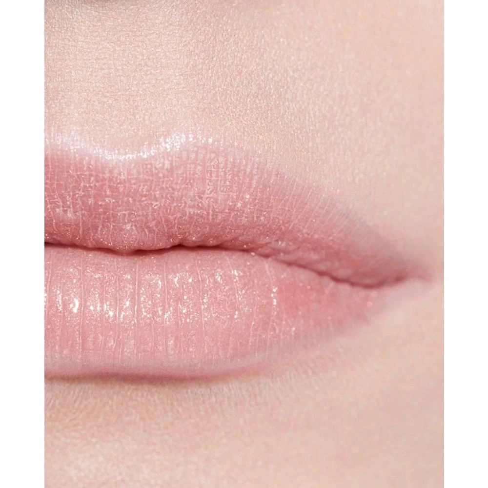 商品Chanel|Hydrating Beautifying Tinted Lip Balm Buildable Colour,价格¥348,第5张图片详细描述