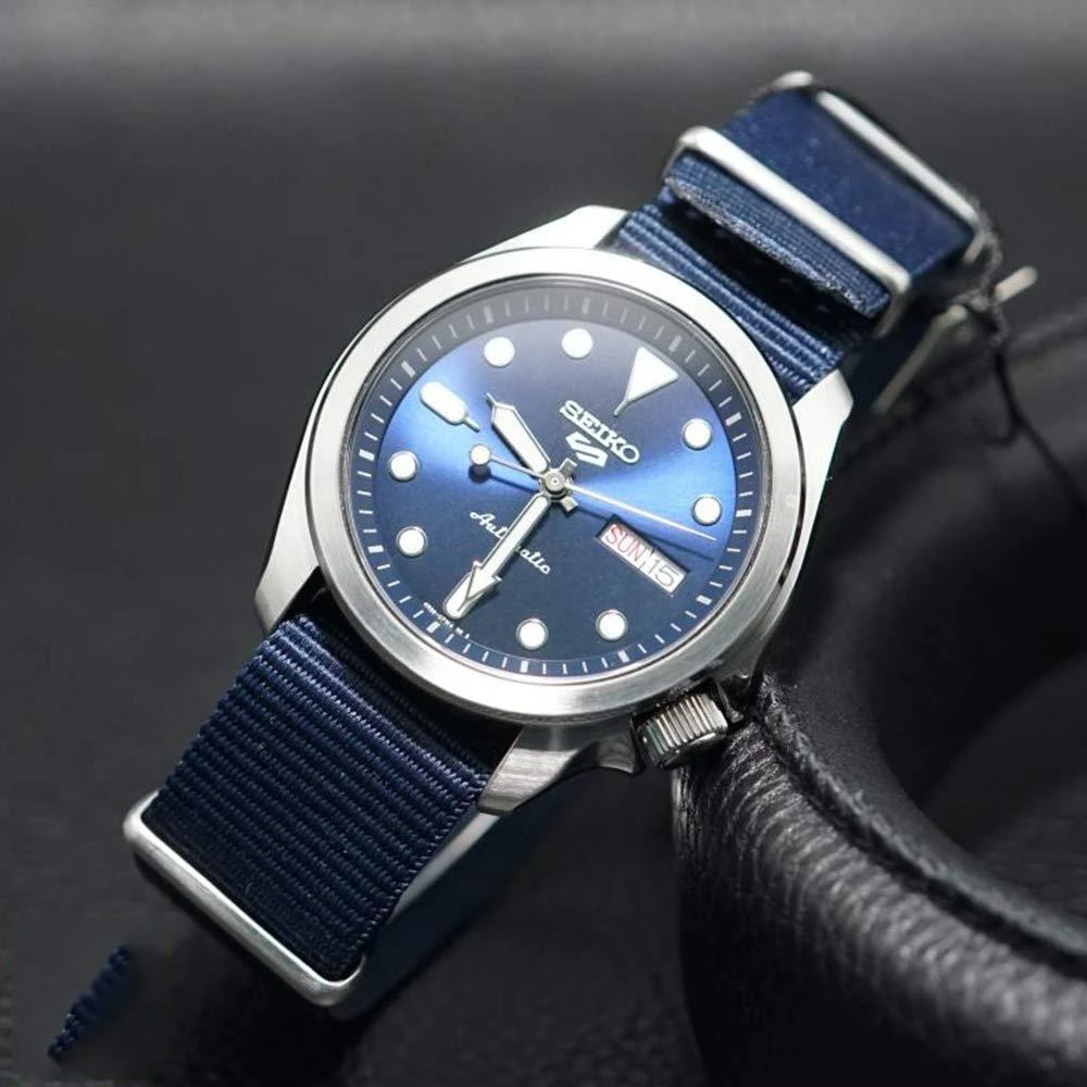 商品Seiko|Seiko Men Analogue Automatic Watch with Nylon Strap SRPE63K1, Silver, One Size, Strap.,价格¥2071,第3张图片详细描述
