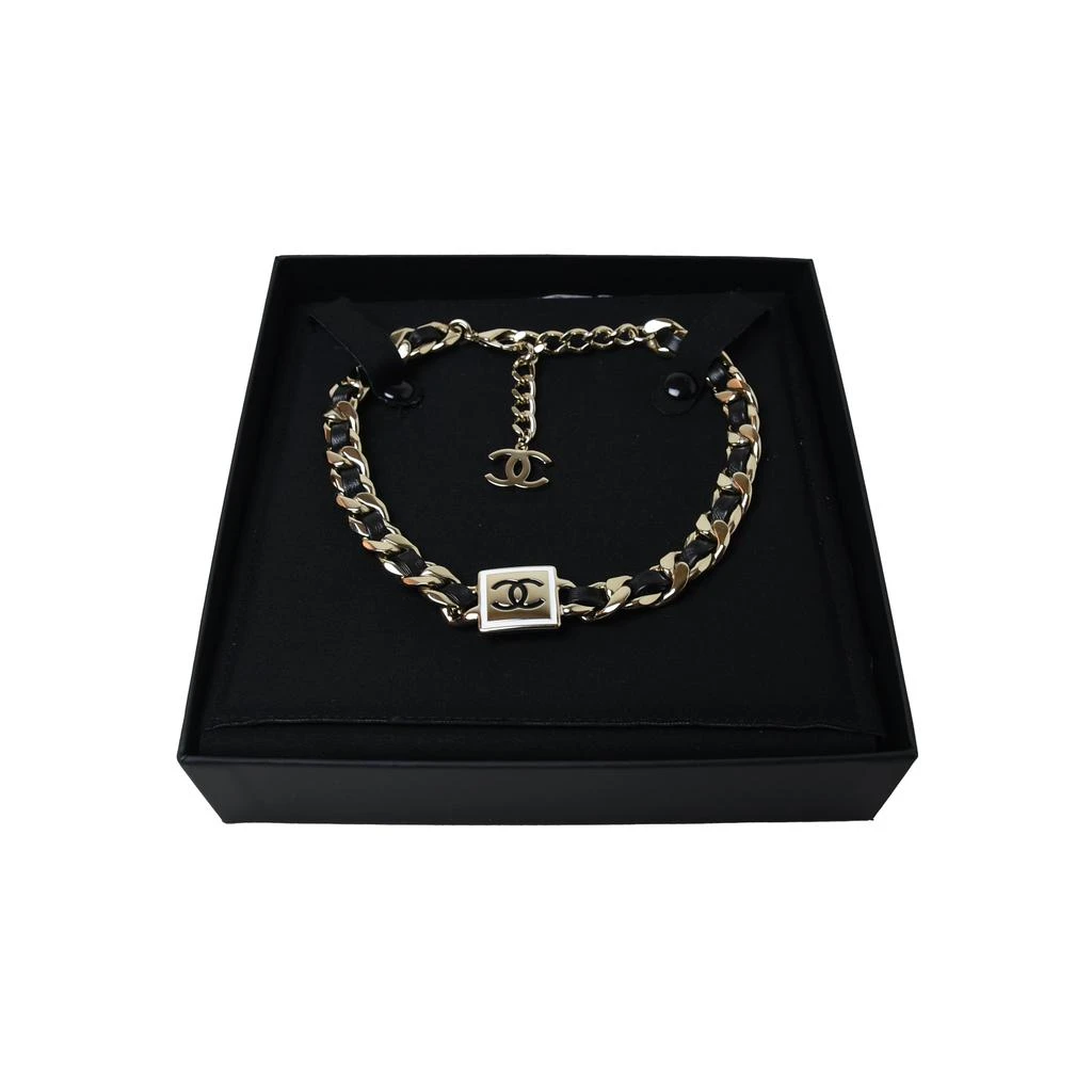 商品Chanel|Chanel Square CC Pendant Necklace Gold Black,价格¥11499,第2张图片详细描述