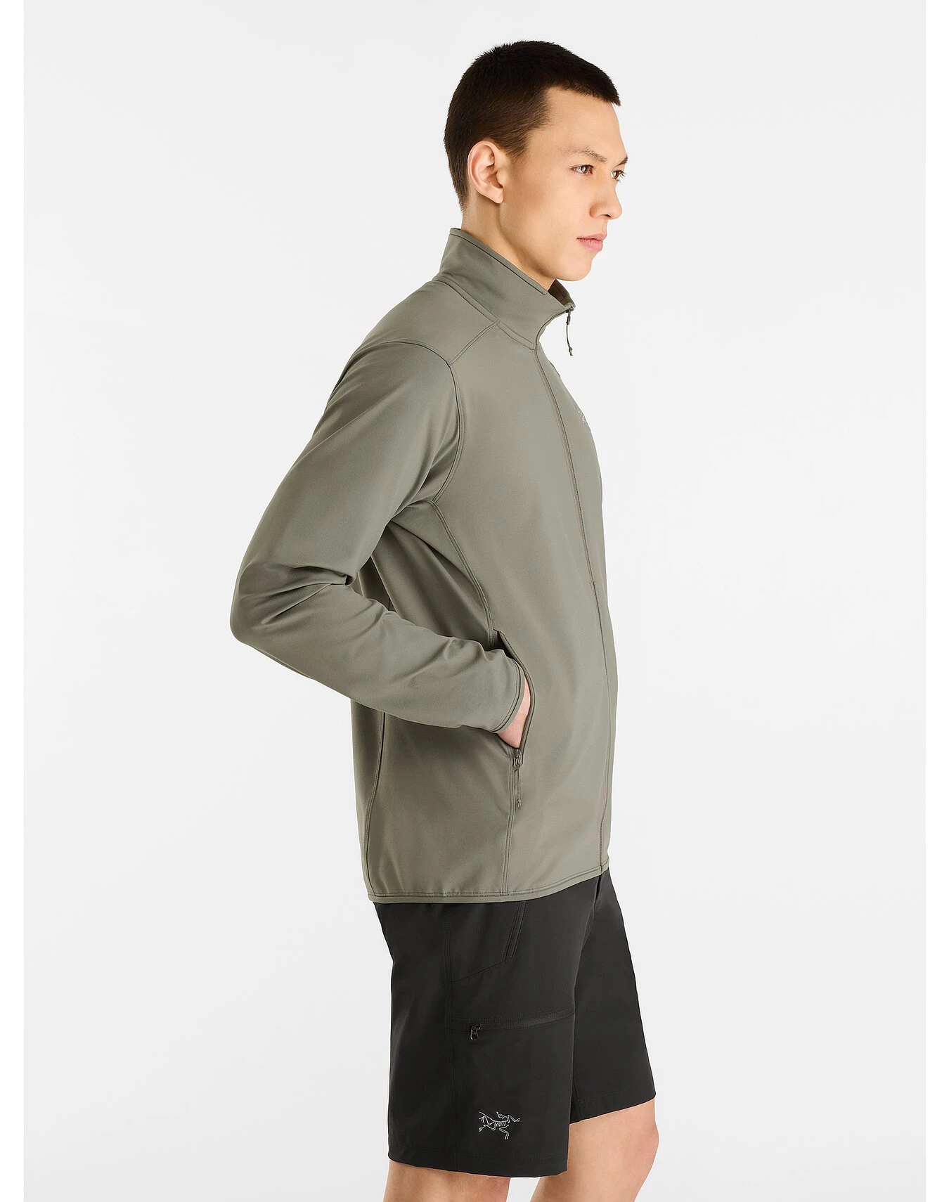 商品【商品预售7天】 Arc'teryx|Arc'teryx 男士户外软壳衣 X000006481FORAGE 浅棕色,价格¥1929 描述