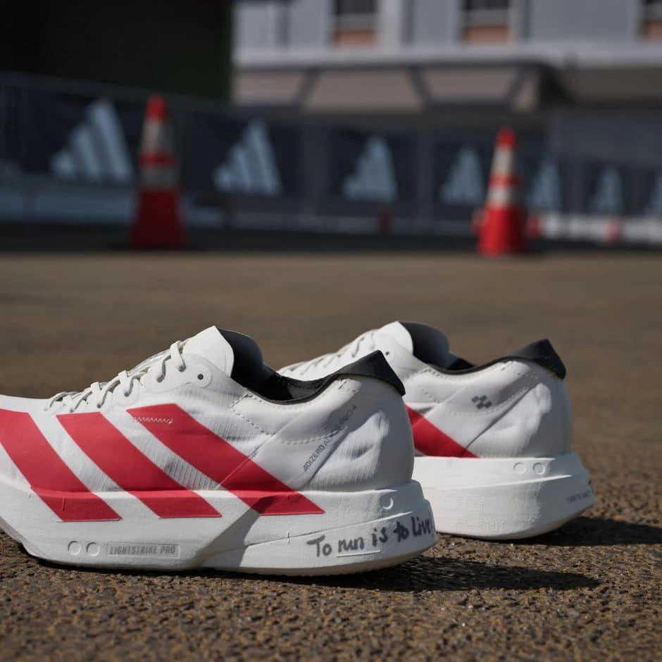 Adizero Adios Pro 4 Shoes 商品