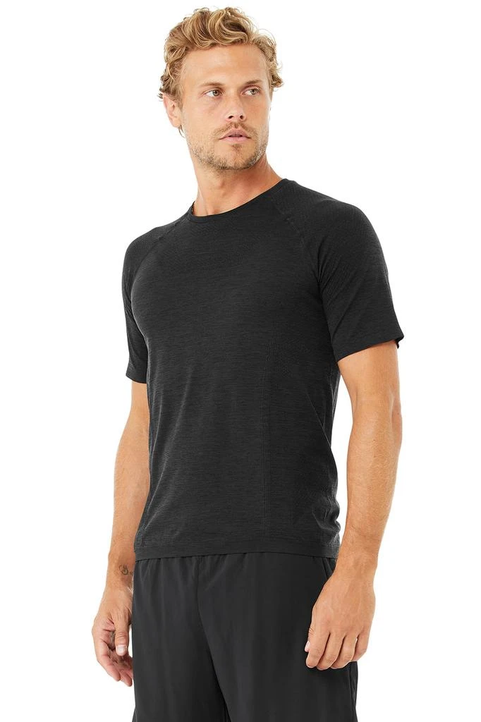 商品Alo|Amplify Seamless Short Sleeve Tee - Black,价格¥349,第2张图片详细描述