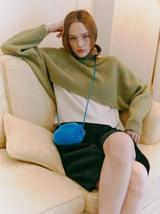 商品ETMON|Round Crop Knit Top (Olive Green),价格¥740,第3张图片详细描述