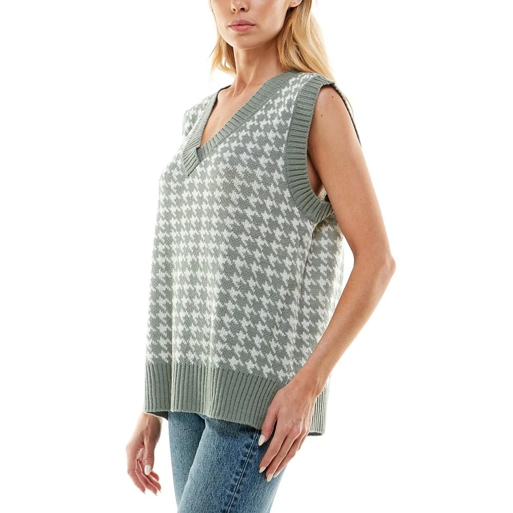 商品Ultra Flirt|Juniors' Houndstooth V-Neck Vest,价格¥149,第3张图片详细描述