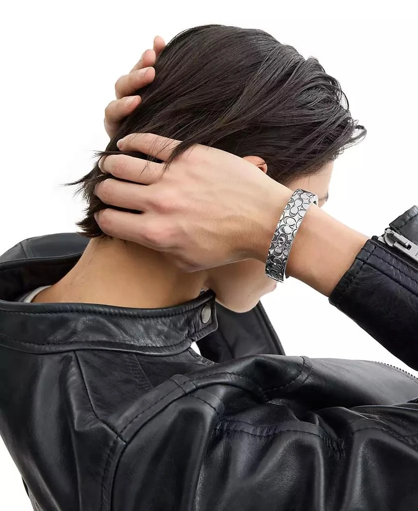 商品Coach|Silver-Tone Crystal Quilted C Bangle Bracelet,价格¥1090,第3张图片详细描述