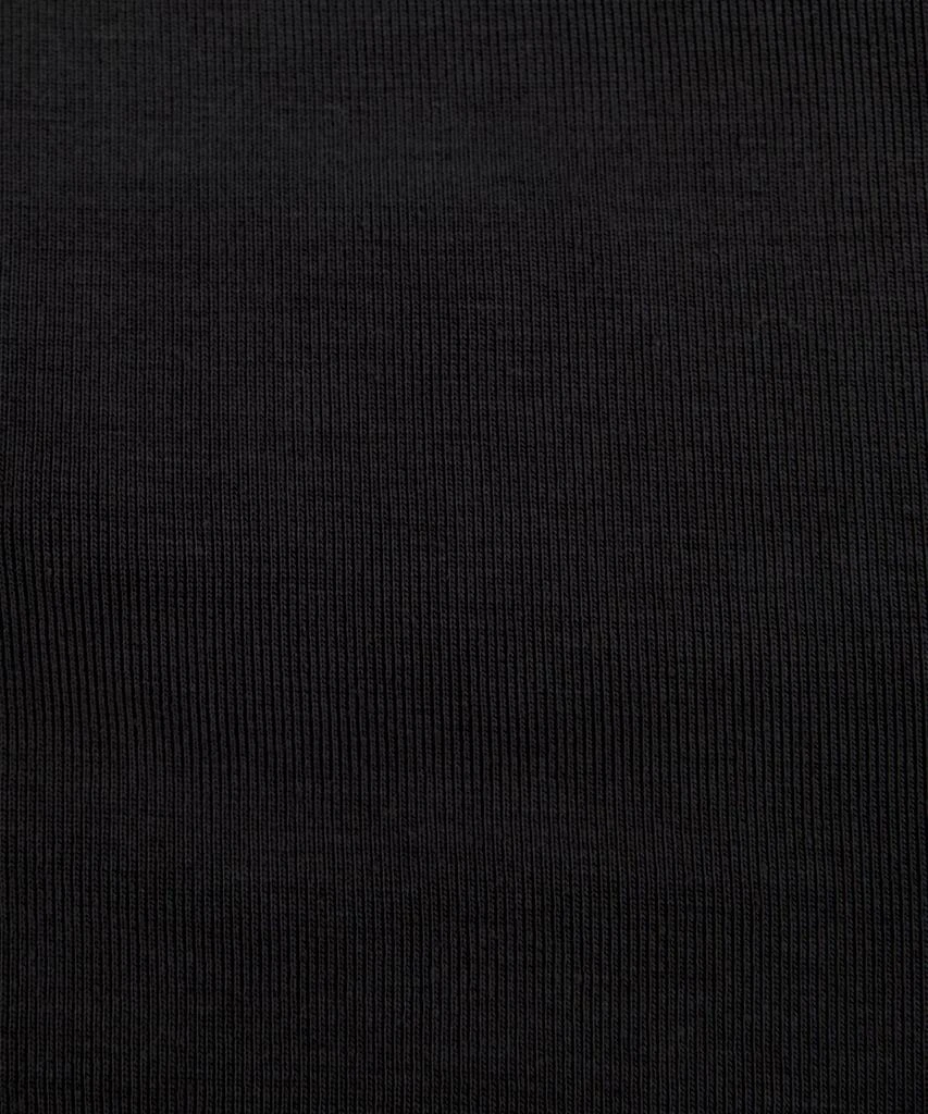 Drapey Softstreme Off-The-Shoulder Long-Sleeve Shirt 商品