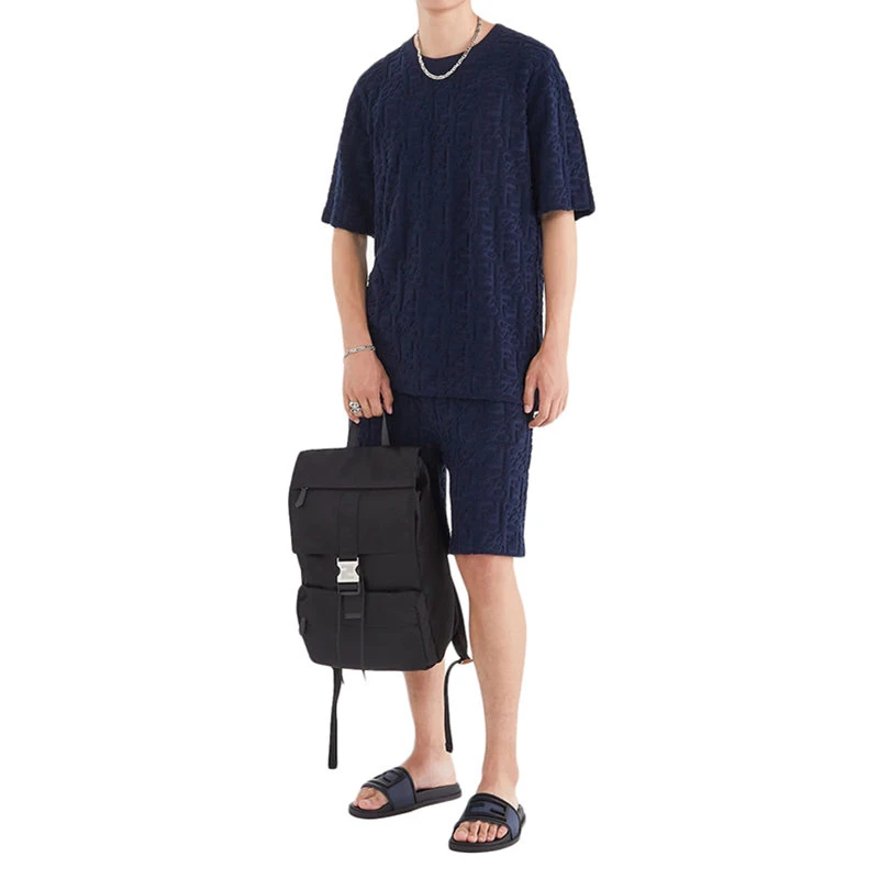 商品Fendi|【预售3-7天】FENDI/芬迪  男士蓝色棉质混纺毛圈效果老花图案短袖T恤FY0936A9RKF0QG3,价格¥5245,第6张图片详细描述