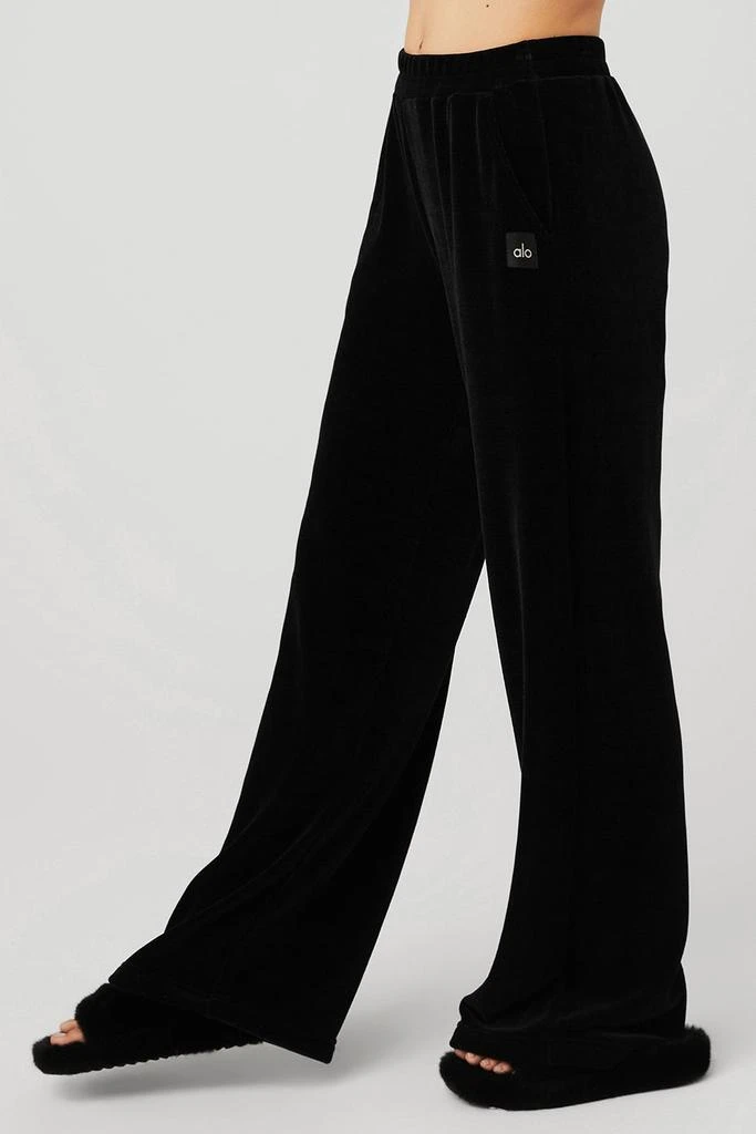 商品Alo|Chenille High-Waist Wide Leg Chalet Pant - Black,价格¥810,第3张图片详细描述