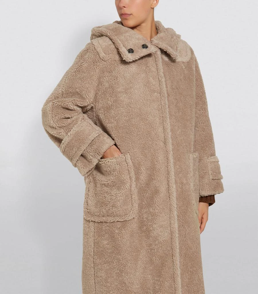 商品Max Mara|Long Hooded Teddy Coat,价格¥6247,第3张图片详细描述