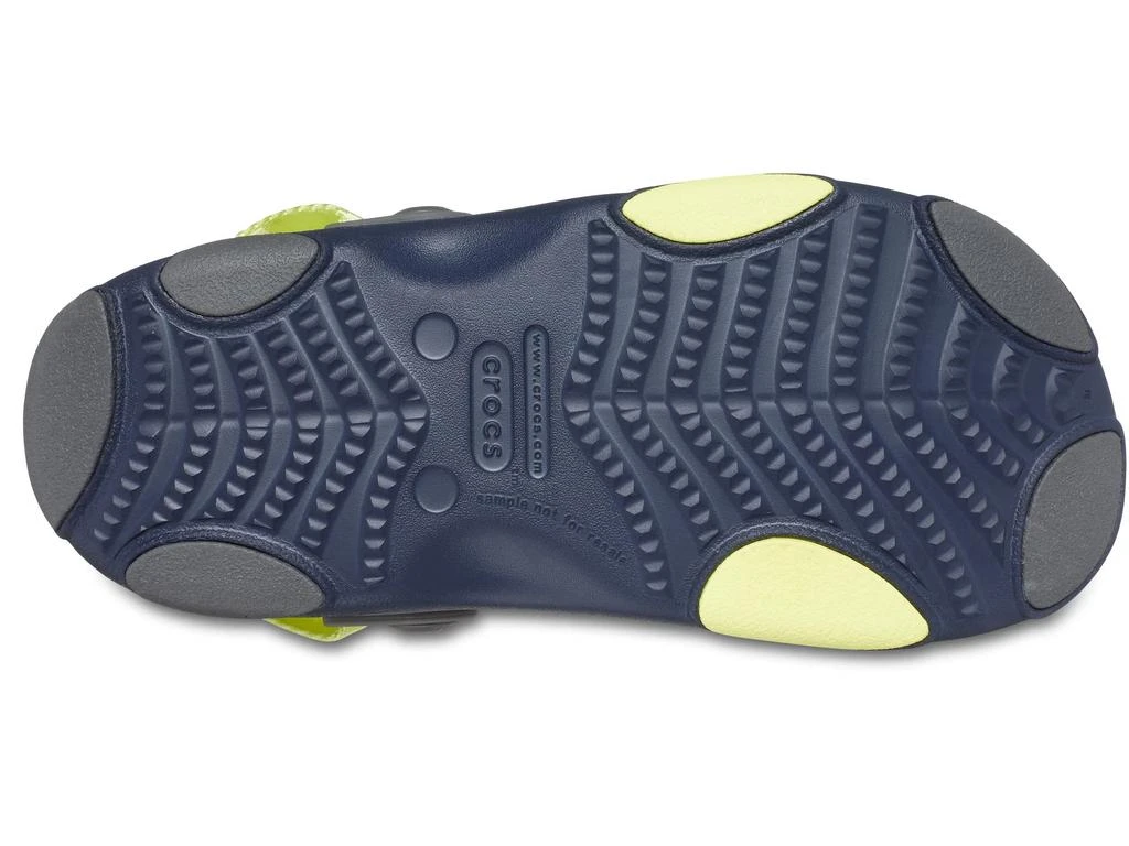 商品Crocs|Classic All-Terrain Sandal (Little Kid/Big Kid),价格¥251,第3张图片详细描述