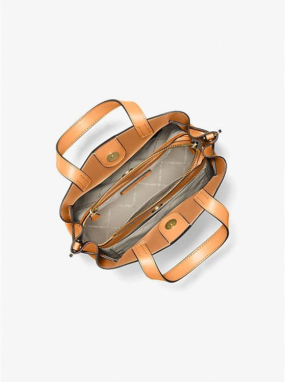商品Michael Kors|女式 Emilia 小号荔枝纹皮革挎包,价格¥722-¥2724,第2张图片详细描述