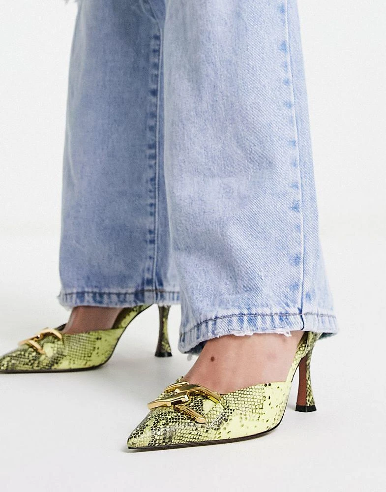 商品ASOS|ASOS DESIGN Sommers chain detail mid heeled shoes in lime snake,价格¥277,第1张图片