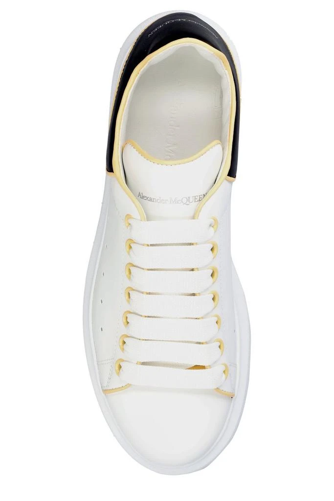 商品Alexander McQueen|Alexander McQueen Oversized Low-Top Sneakers,价格¥2711,第4张图片详细描述