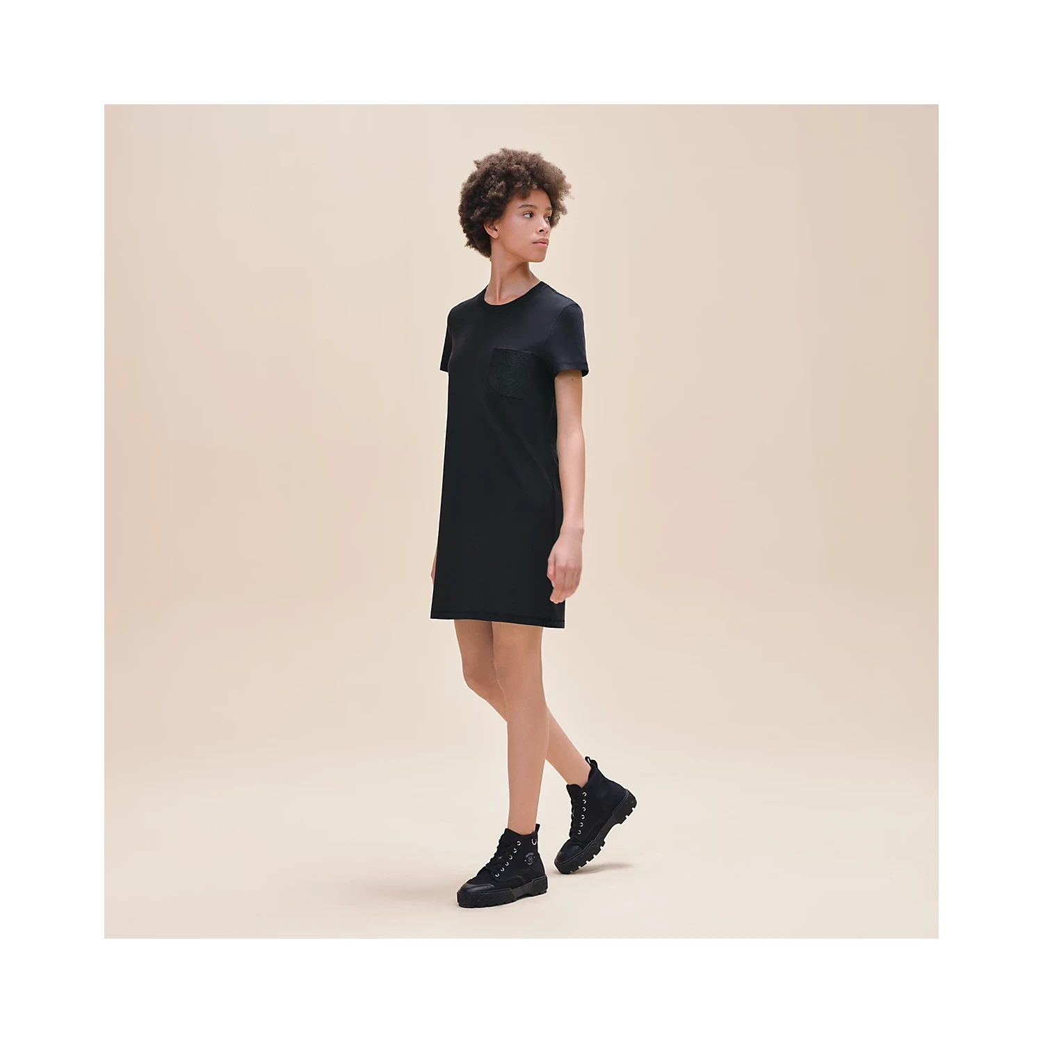 商品Hermes|【预售】 爱马仕 24秋冬 女士 连衣裙 Robe droite poche brodée H4H4515DA5H,价格¥6329,第1张图片