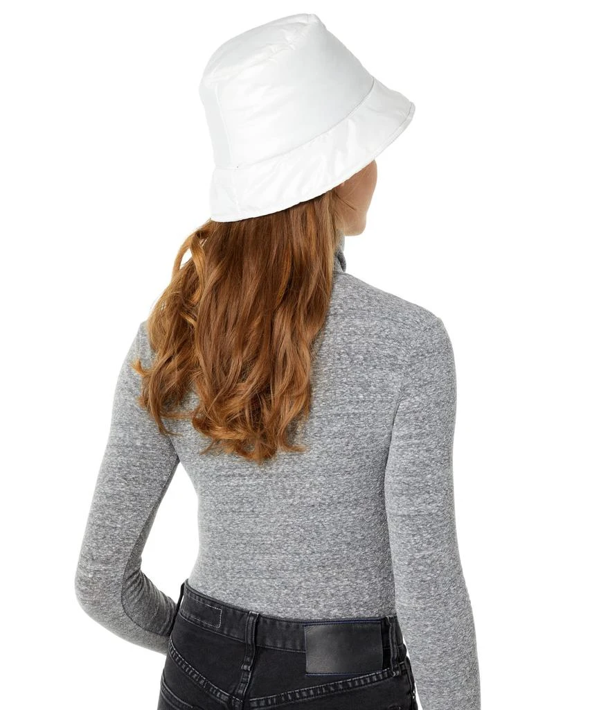 商品UGG|All Weather Quilted Logo Bucket Hat,价格¥187,第3张图片详细描述