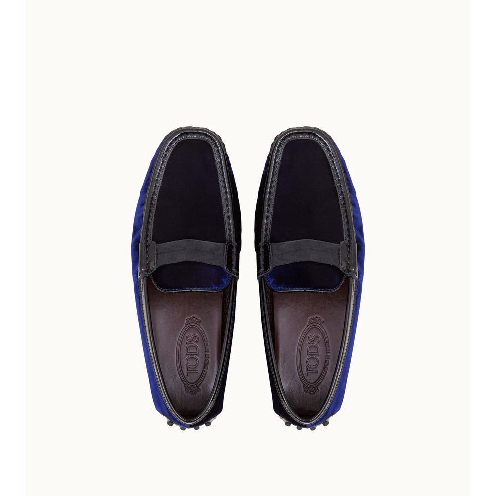 商品Tod's|Gommino Driving Shoes in Velvet,价格¥2269,第7张图片详细描述