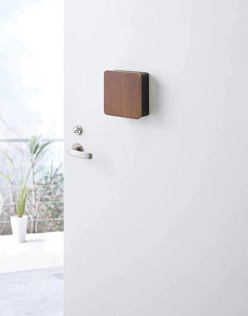 商品Madewell|Yamazaki Home Rin Square Magnetic Key Cabinet,价格¥286,第2张图片详细描述