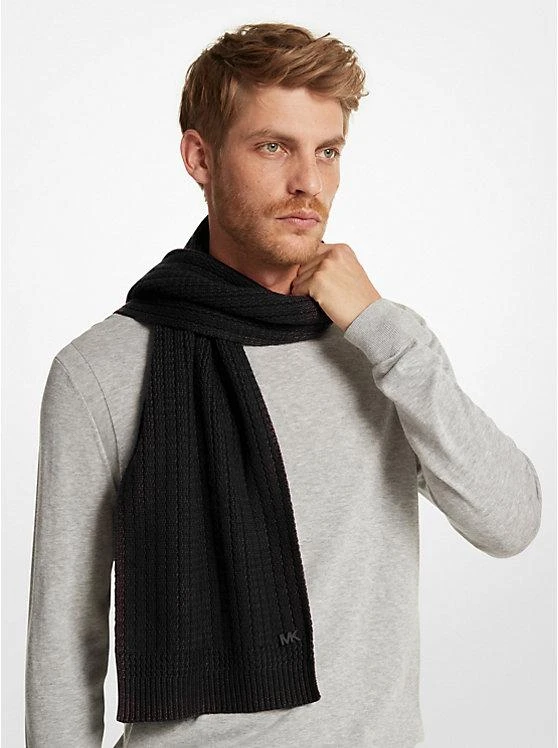 商品Michael Kors|Textured Knit Scarf,价格¥586,第2张图片详细描述