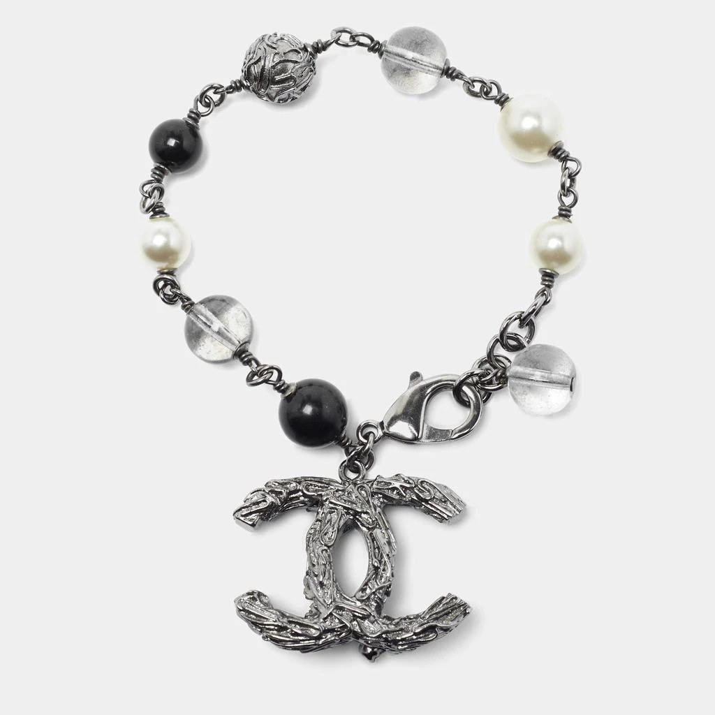 商品[二手商品] Chanel|Chanel Silver Tone Hammered CC Charm Beaded Bracelet,价格¥4066,第3张图片详细描述