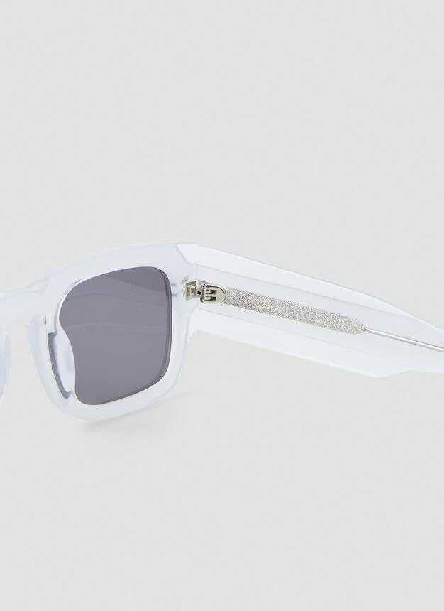 商品Alexander McQueen|Striae Sunglasses in White,价格¥523,第5张图片详细描述