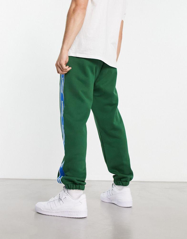 Lacoste Holiday large logo joggers in white商品第4张图片规格展示