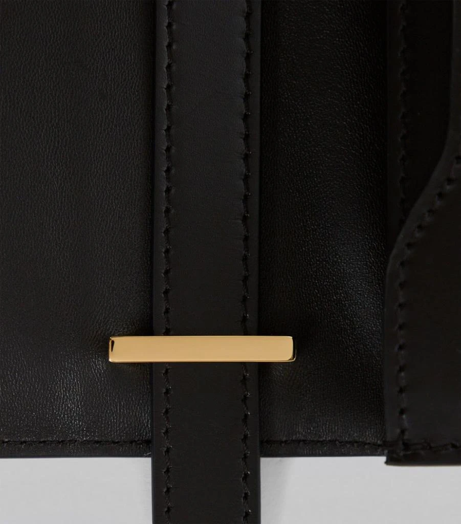 Medium Leather TB Bag 商品