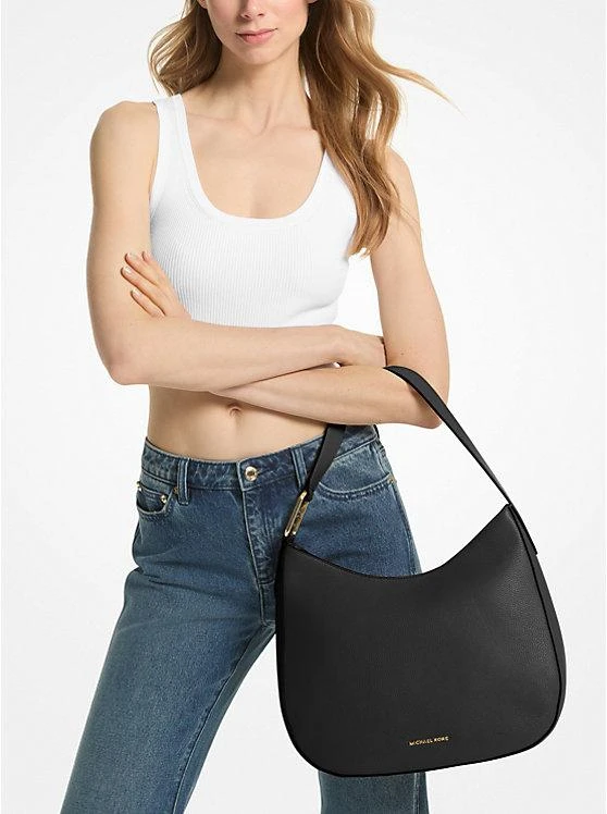 商品Michael Kors|Kensington Large Pebbled Leather Hobo Shoulder Bag,价格¥2195,第3张图片详细描述