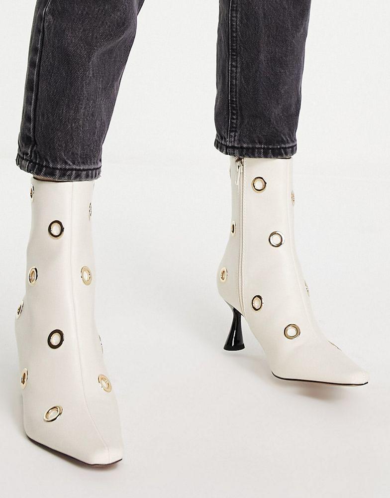 ASOS DESIGN Rush mid-heeled boots with hardware detail in natural商品第4张图片规格展示
