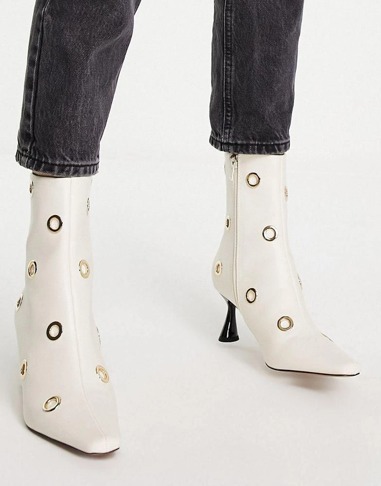 商品ASOS|ASOS DESIGN Rush mid-heeled boots with hardware detail in natural,价格¥199,第4张图片详细描述