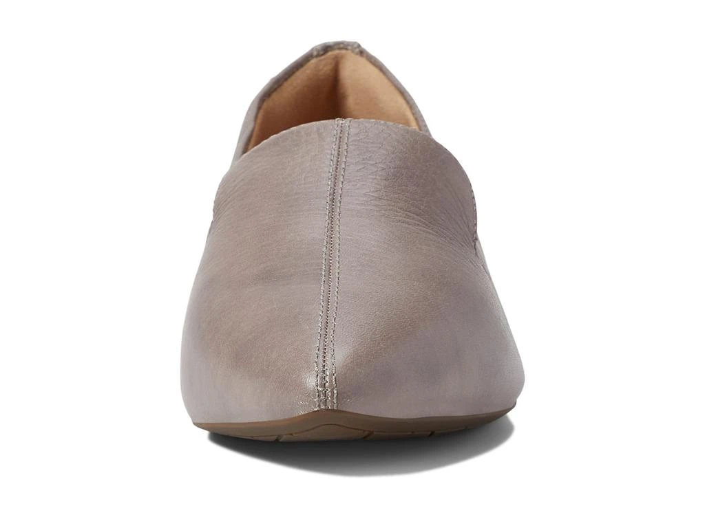 商品Rockport|Total Motion Adelyn Loafer,价格¥268,第2张图片详细描述