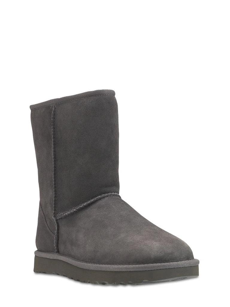 商品UGG|10mm Classic Short Ii Shearling Boots,价格¥1224,第3张图片详细描述