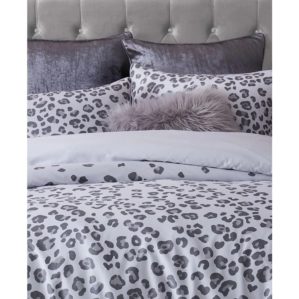 商品Juicy Couture|Leopard Pearl 2 Piece Comforter Set,价格¥1721,第2张图片详细描述