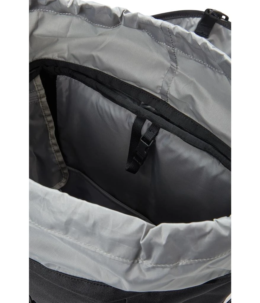 商品Fjällräven|Skule Top 26,价格¥921,第3张图片详细描述