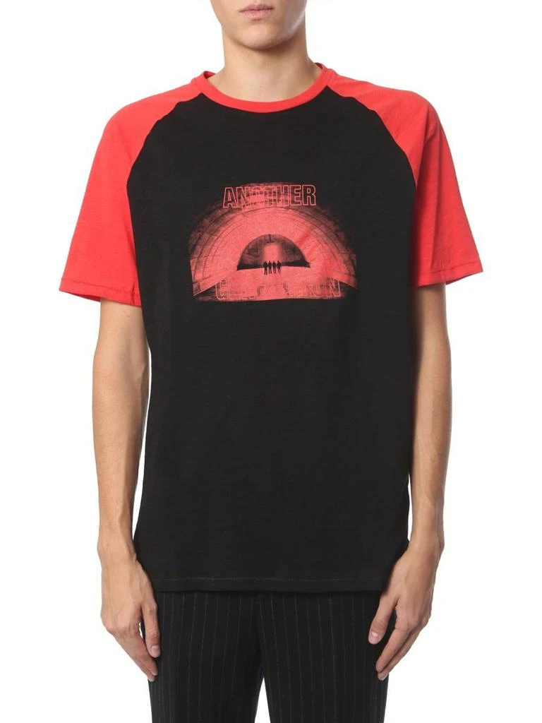 商品Neil Barrett|Neil Barrett Another Generation Graphic Print T-Shirt,价格¥828,第1张图片