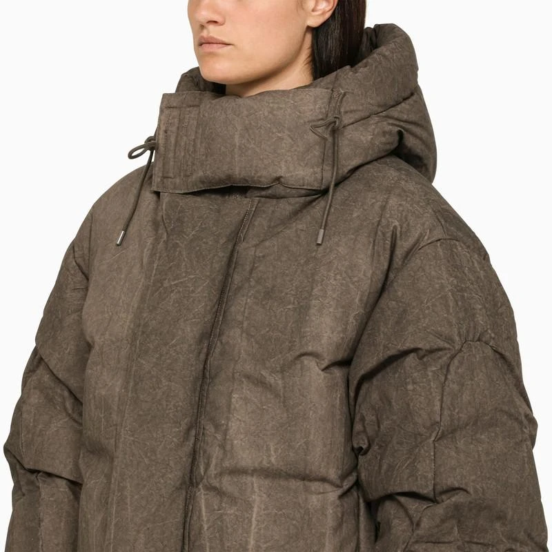 商品Entire Studios|Oversize wood-coloured down jacket in canvas,价格¥3194,第4张图片详细描述