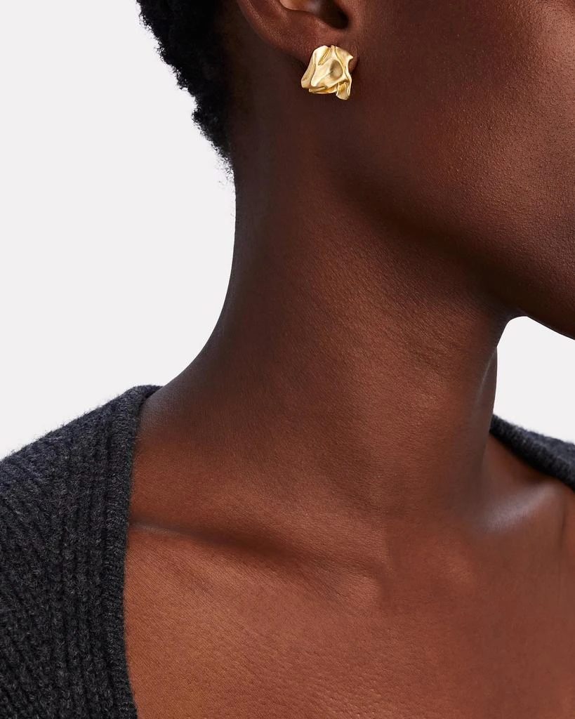 商品Completedworks|Completedworks Gold Vermeil Scrunch Stud Earrings,价格¥1827,第2张图片详细描述