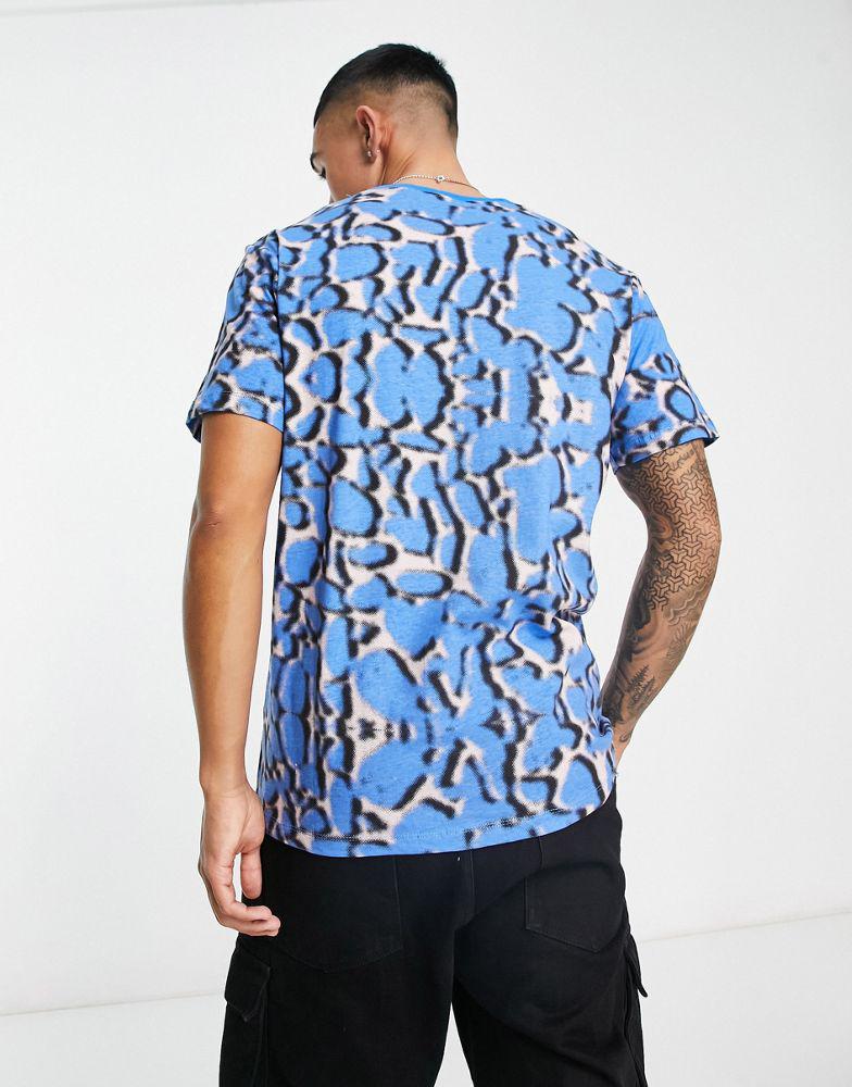 WESC pattern t-shirt in blue商品第2张图片规格展示