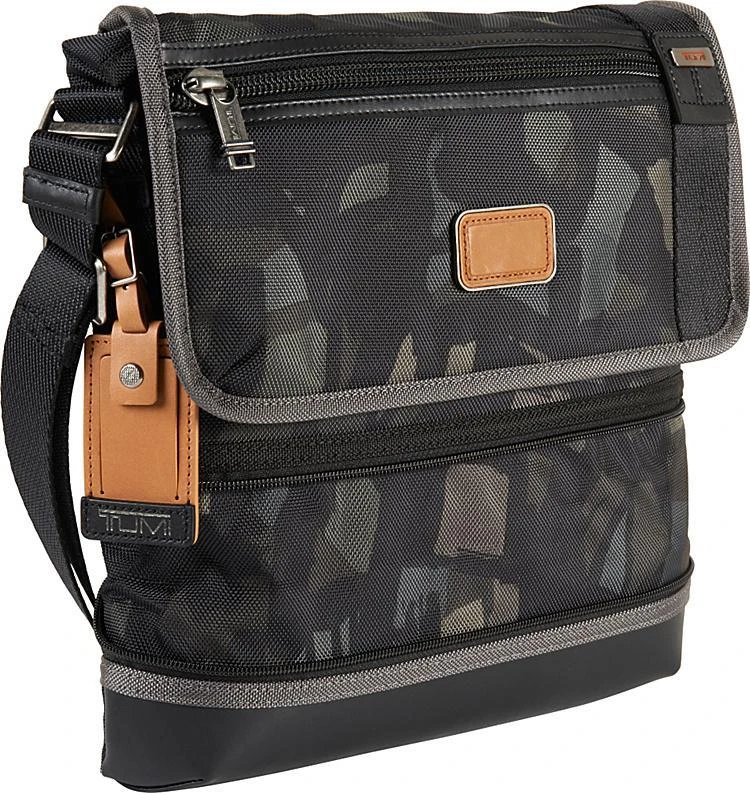 商品Tumi|Alpha Bravo Beale Cross body,价格¥1813-¥1823,第3张图片详细描述