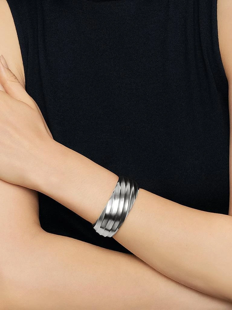 商品David Yurman|Cable Edge Cuff Bracelet in Sterling Silver, 24MM,价格¥9244,第3张图片详细描述