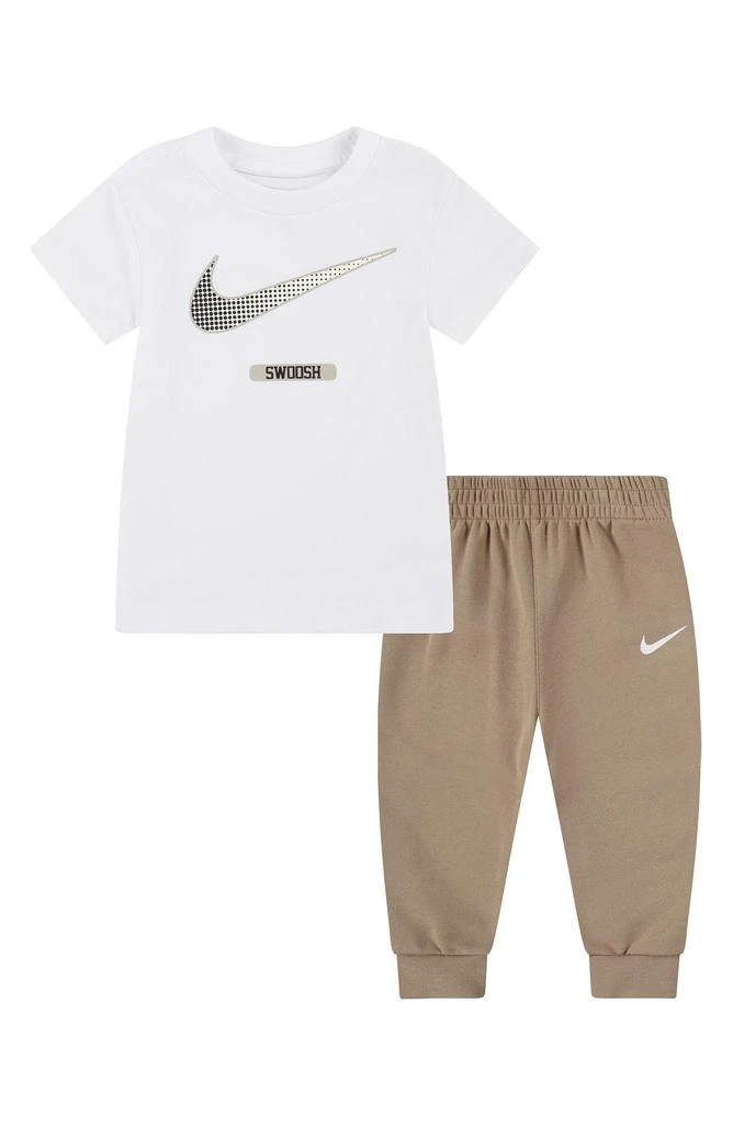 商品NIKE|Kids' T-Shirt & Joggers Set,价格¥100,第1张图片